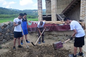 7 Day Trip to Renovation Hakka Earthen Building 