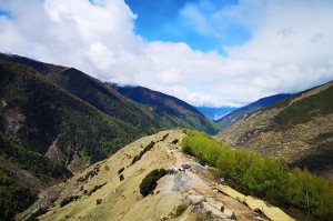 Into the Kham Tibet of West Sichuan