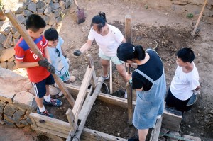 7 Day Trip to Renovation Hakka Earthen Building 